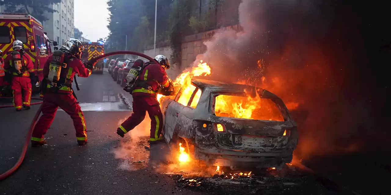 Nanterre : après la mort d'un adolescent tué par des policiers, la ville des Hauts-de-Seine s'embrase