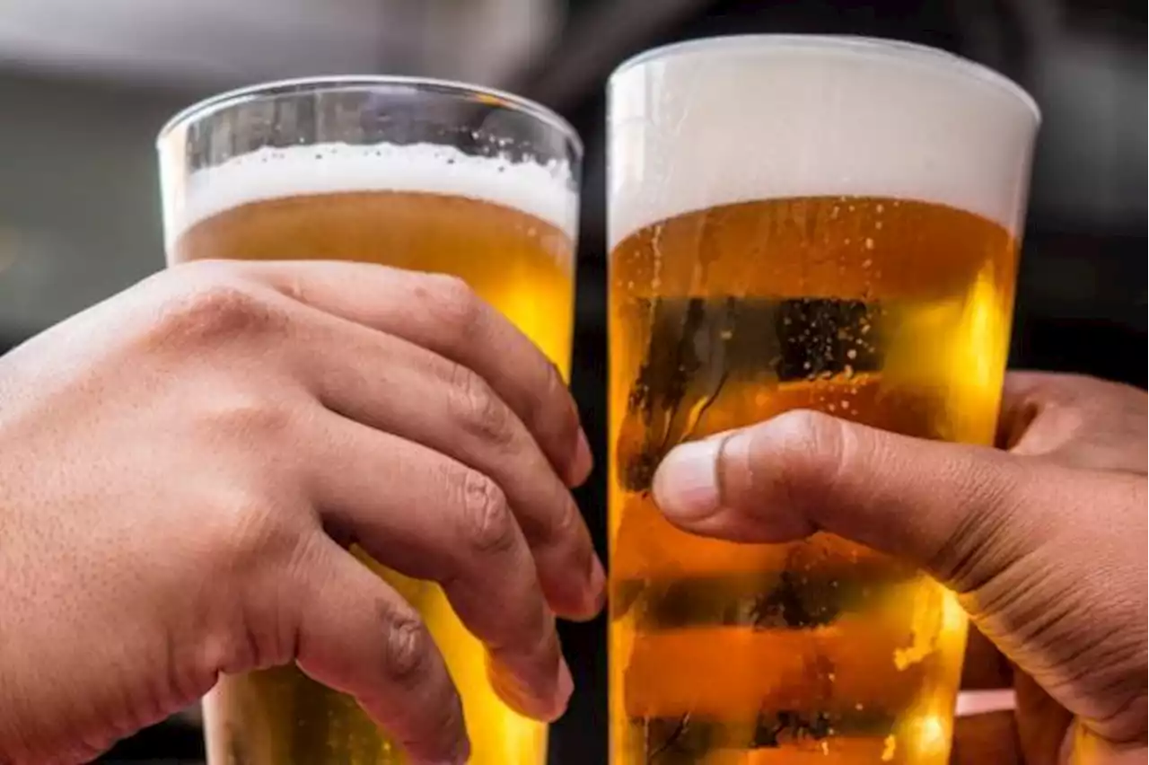 Cost of beer soars by more than 10 per cent as Wetherspoon boss warns of £8 pints