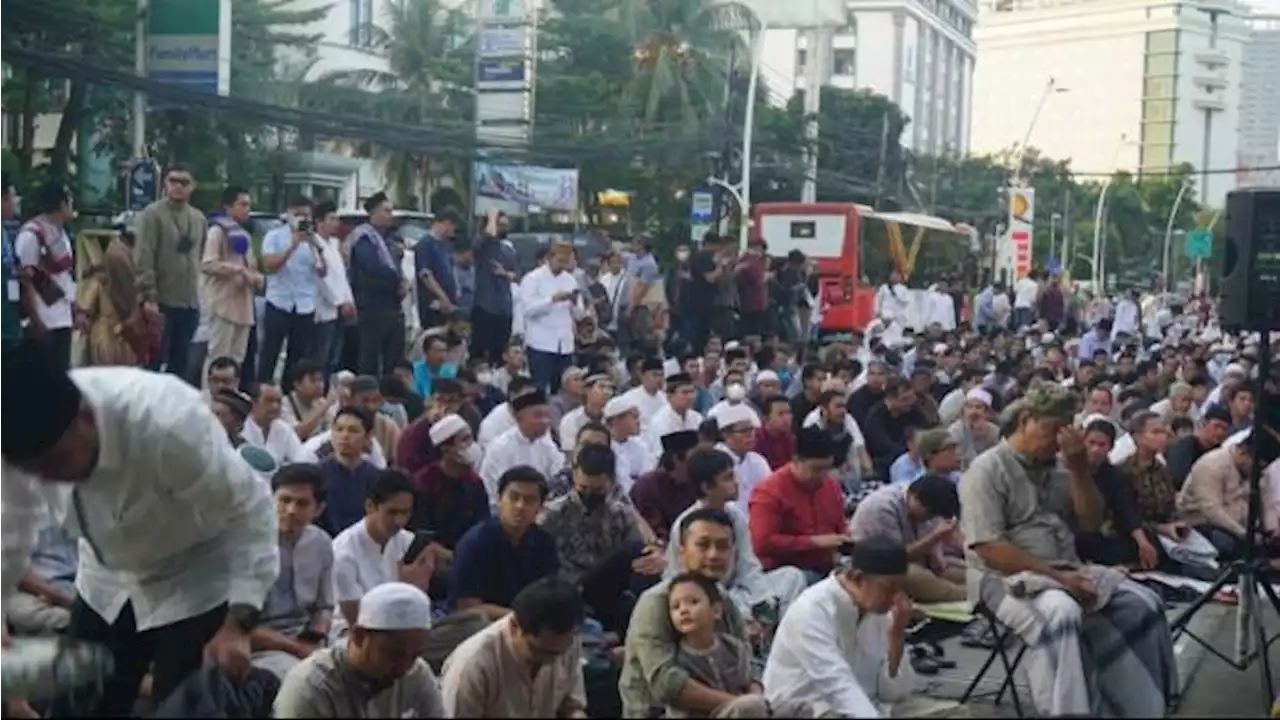 Menko PMK Muhadjir Effendy dan Dubes RI untuk Beirut Salat Iduladha di Gedung PP Muhammadiyah