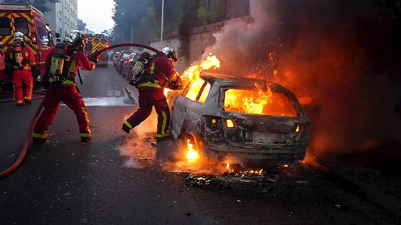 Unruhen bei Paris nach tödlichem Polizeischuss