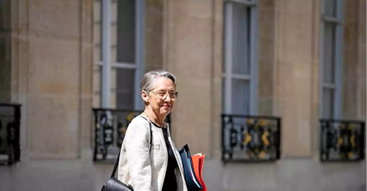 Une majorité de Français est favorable au maintien d’Élisabeth Borne à Matignon