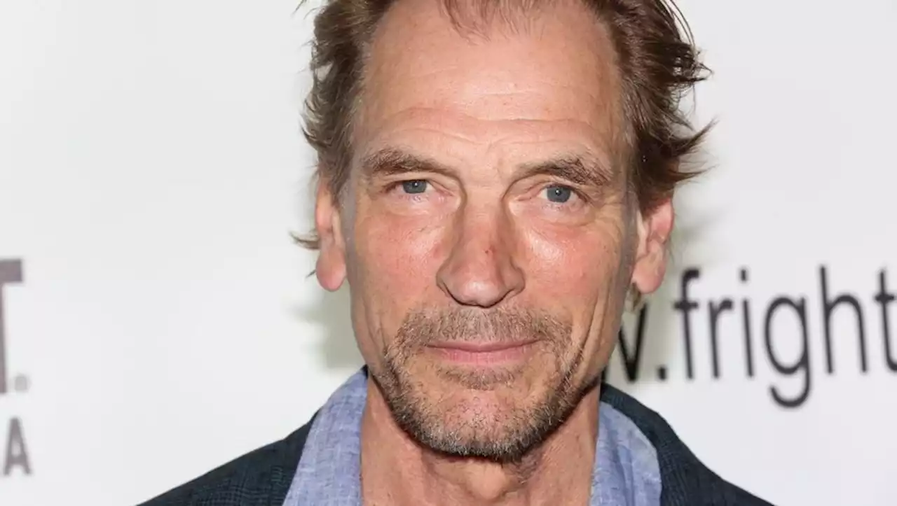 Disparition de Julian Sands : les restes humains retrouvés par un randonneur sont bien ceux de l'acteur