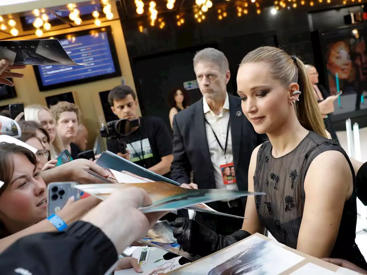 A-listers including Jennifer Lawrence and Meryl Streep threaten strike action