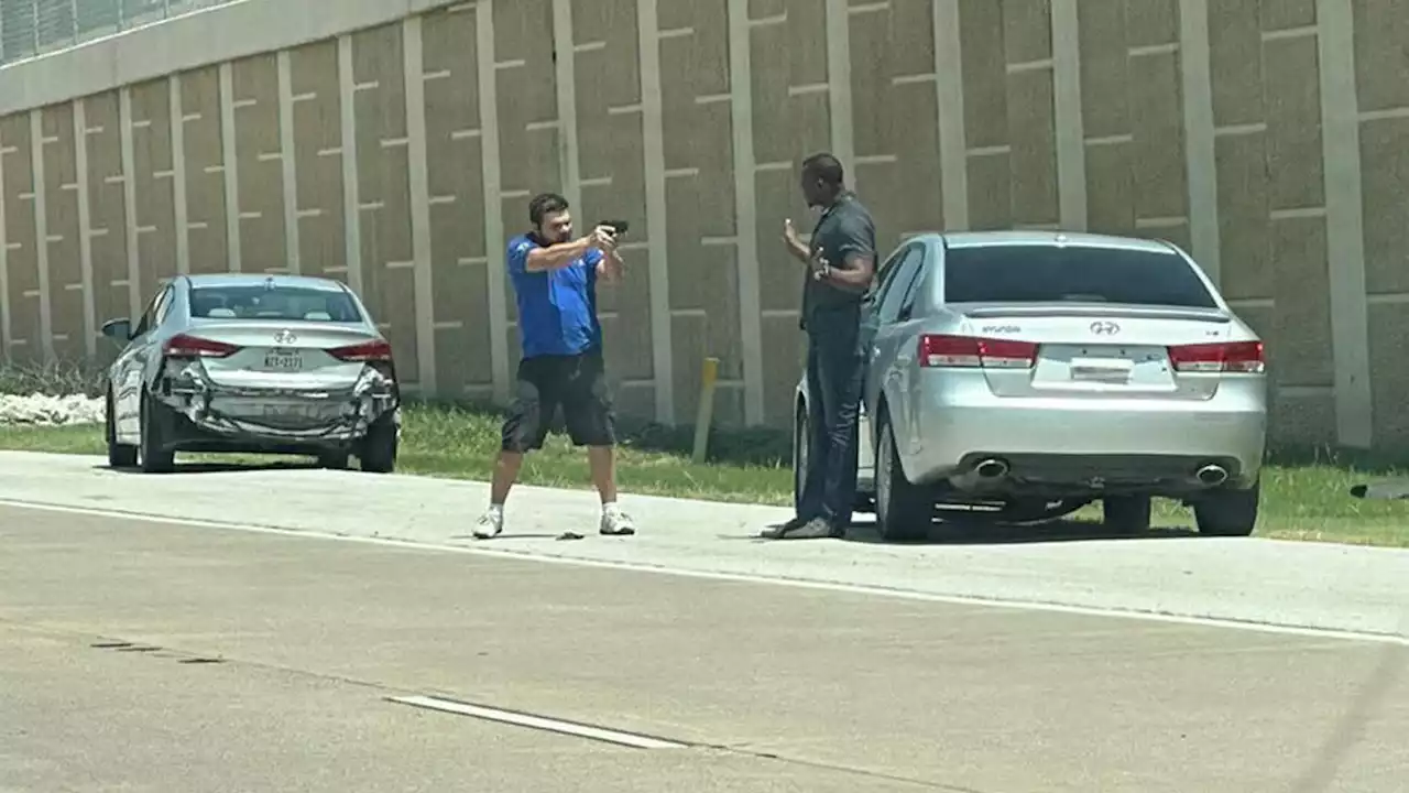 State troopers arrest man seen pointing gun at driver after road rage crash in Collin County