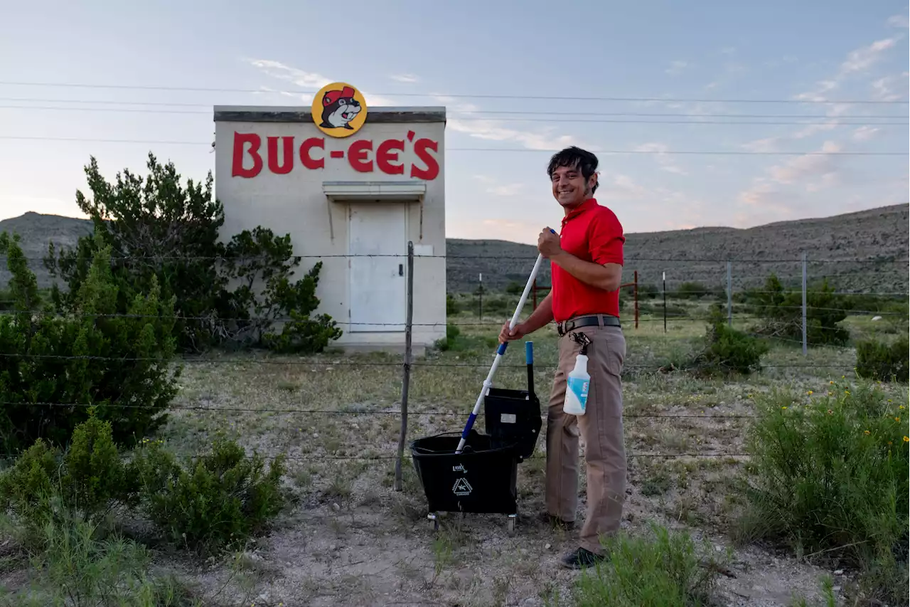 World's smallest Buc-ee's is back in West Texas