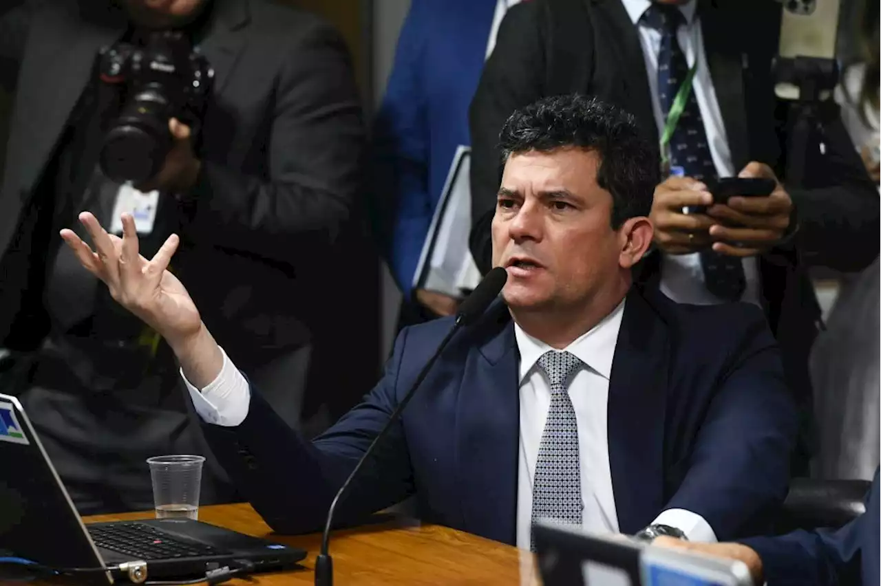 Zeca e Gleisi já disputam cadeira de Moro no Senado