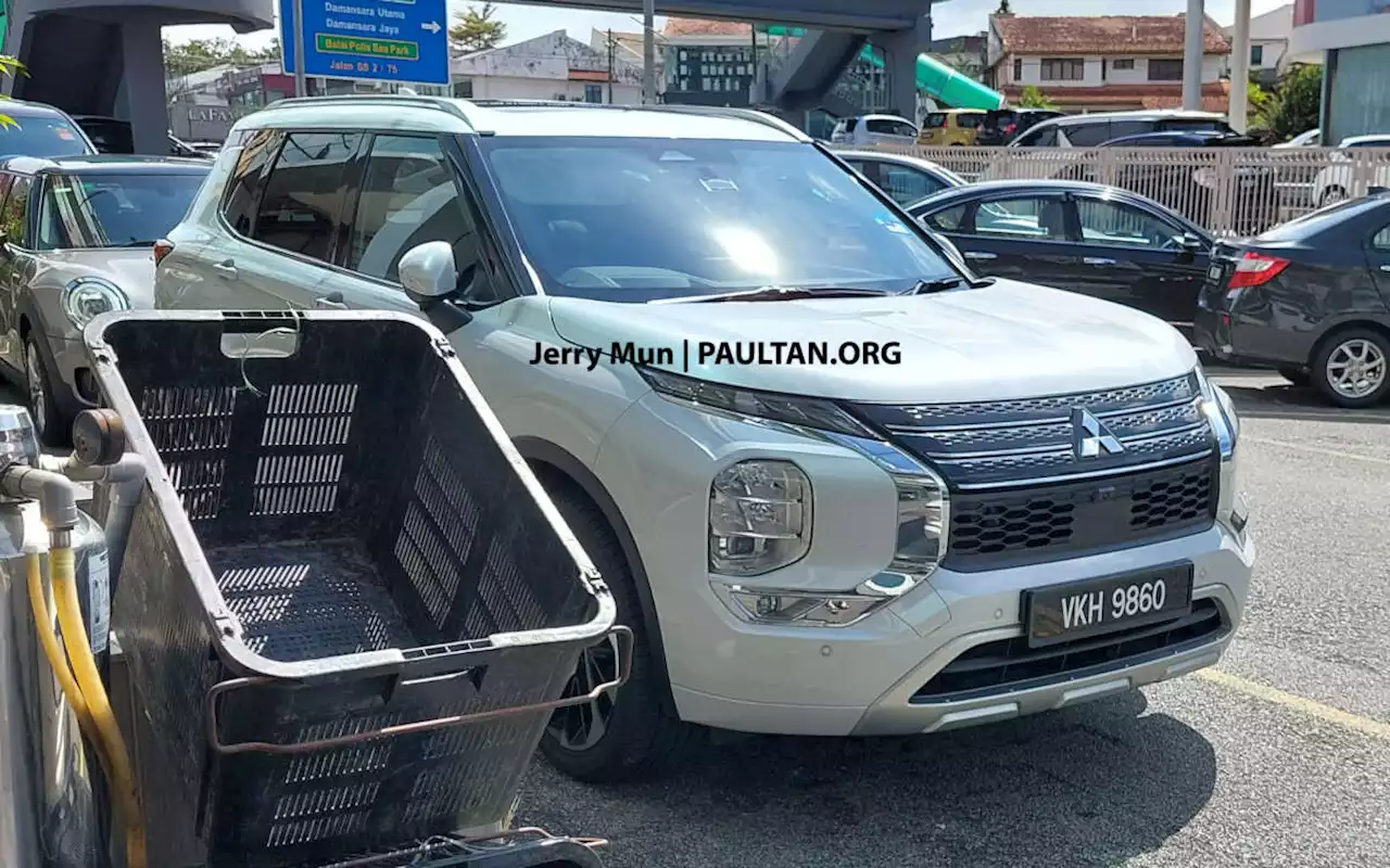 2023 Mitsubishi Outlander PHEV spotted in Malaysia - is the all-new fourth-gen 7-seater SUV coming soon? - paultan.org