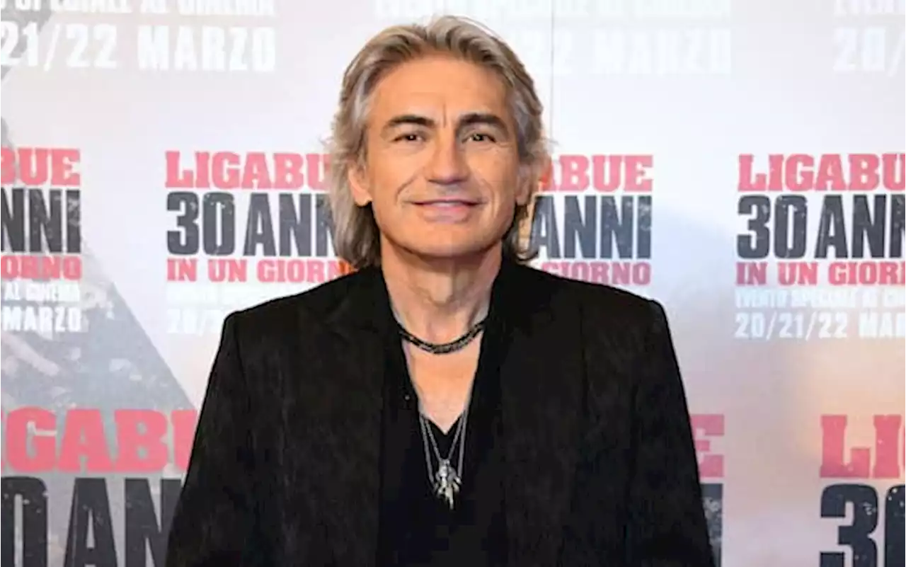 Ligabue in concerto, tour in autunno dopo gli stadi e nuovo album