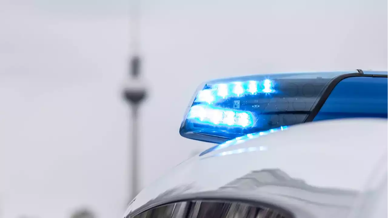 Sie stahlen Schmuck und Bargeld : Berliner Polizei schnappt zwei falsche Telekom-Mitarbeiter