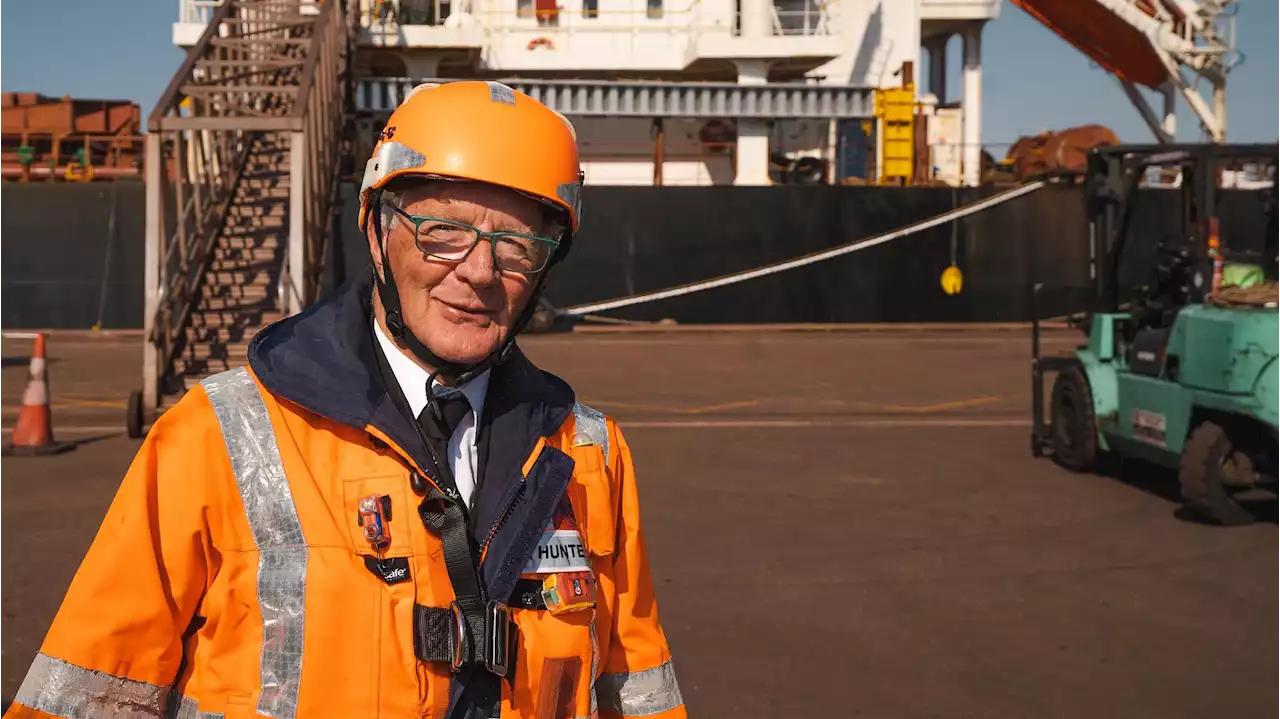 47 years on the Humber: Pilot of 40,000 tonne ships celebrates retirement