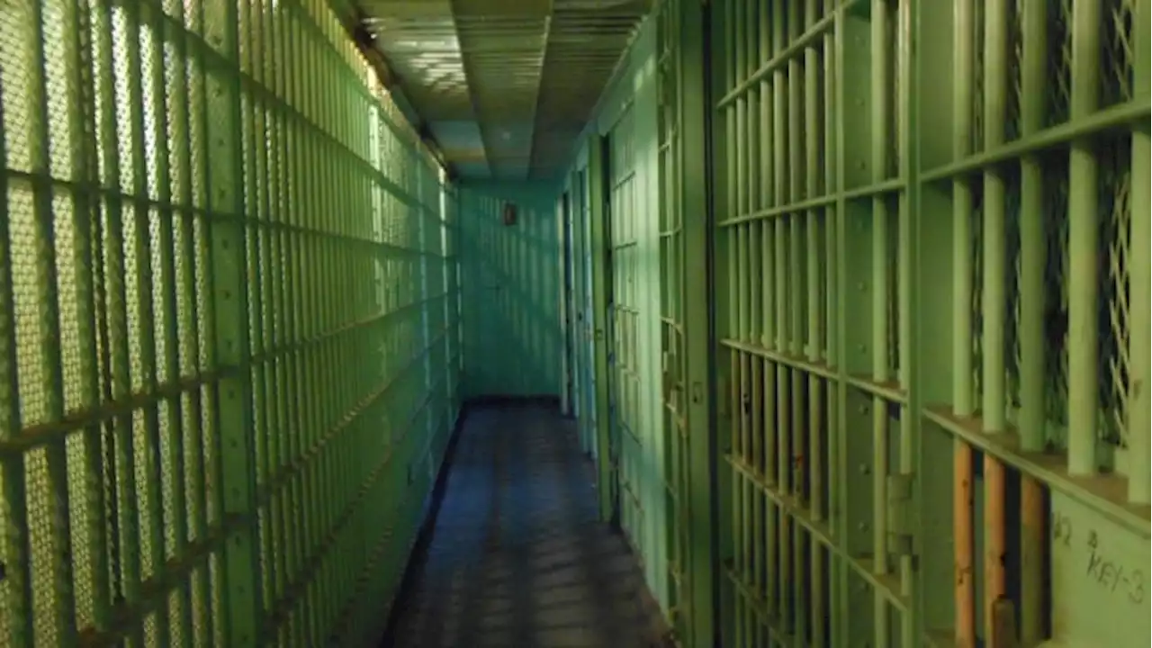 Duval County Jail inmate dies after being found in medical distress in cell, JSO says