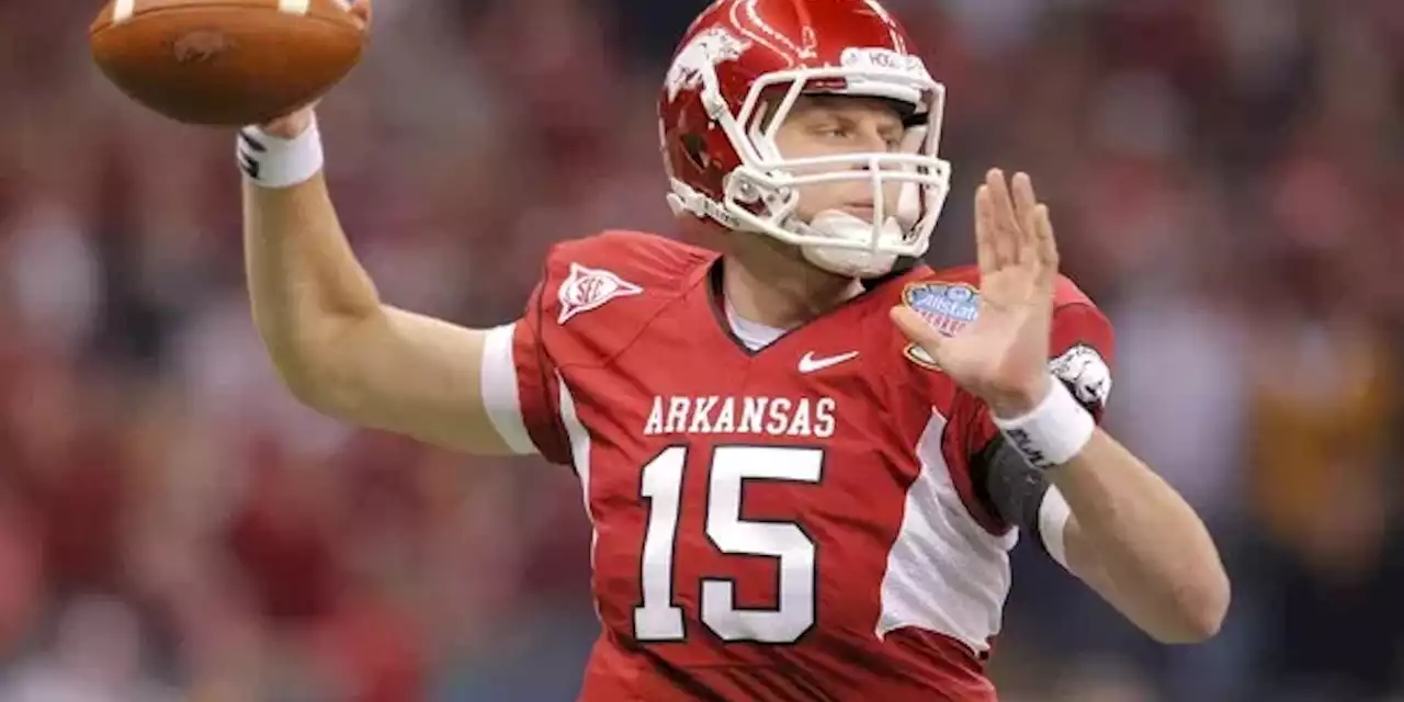 Former Arkansas quarterback dead after drowning in Destin