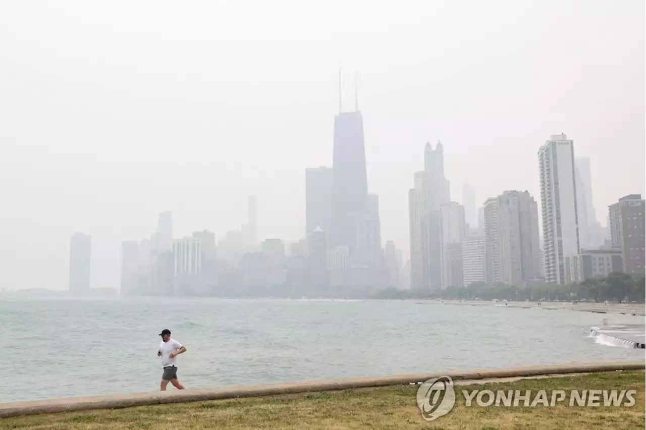 '외출금지·마스크착용'…캐나다산불에 美중서부 11개주 '경보' | 연합뉴스