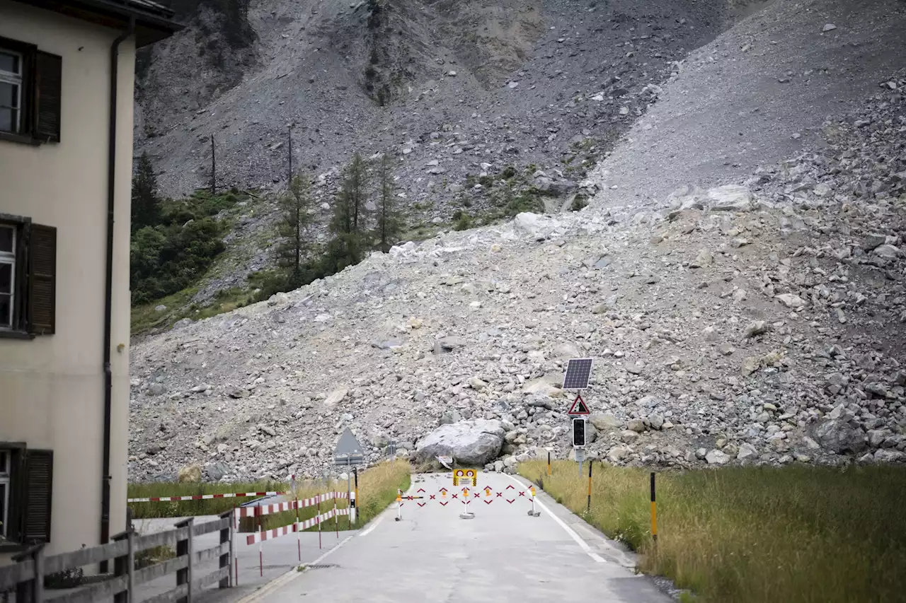 Rundgang im Dorf – Der erste Besuch in Brienz GR nach dem Bergsturz