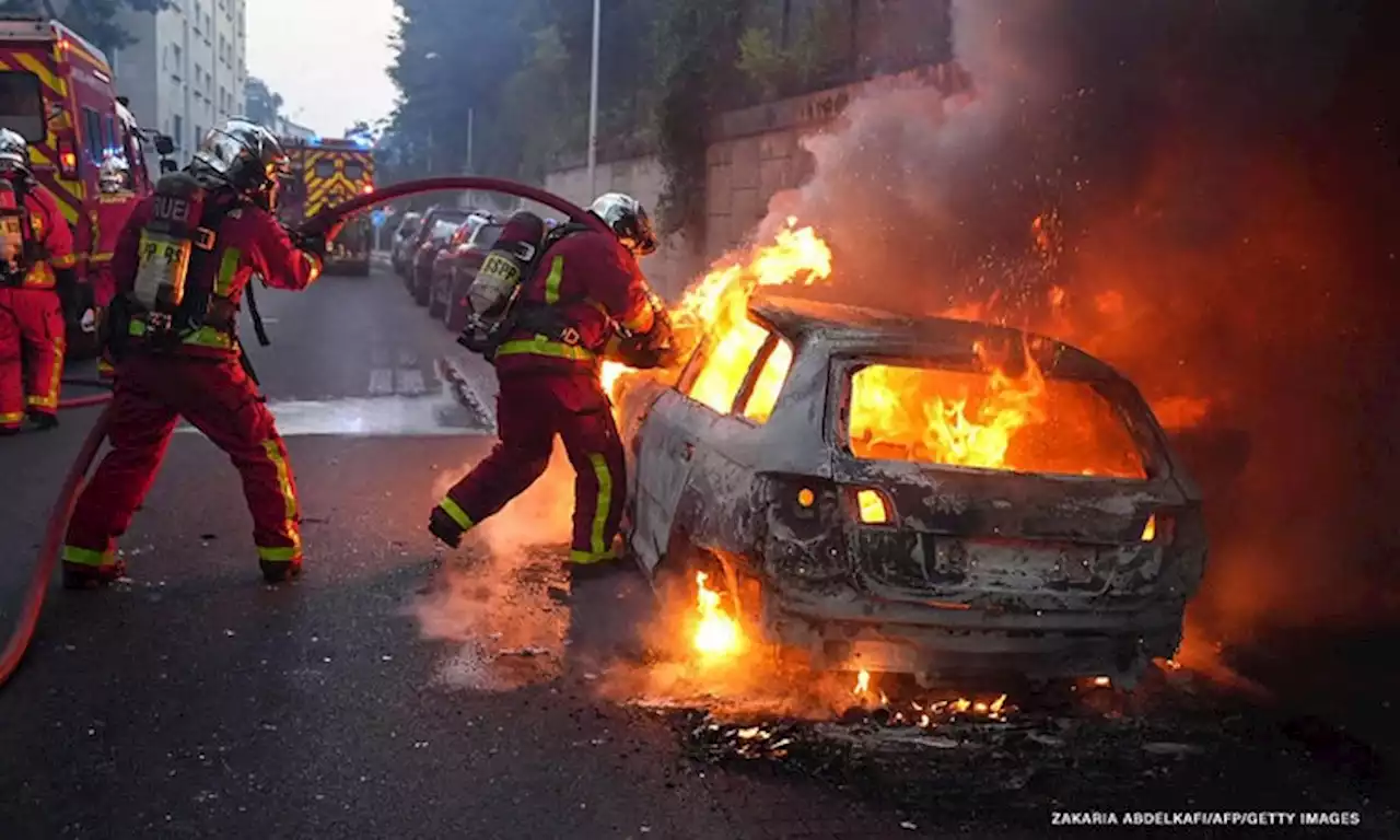 Protests flare near Paris after 17-year-old shot dead during police traffic stop