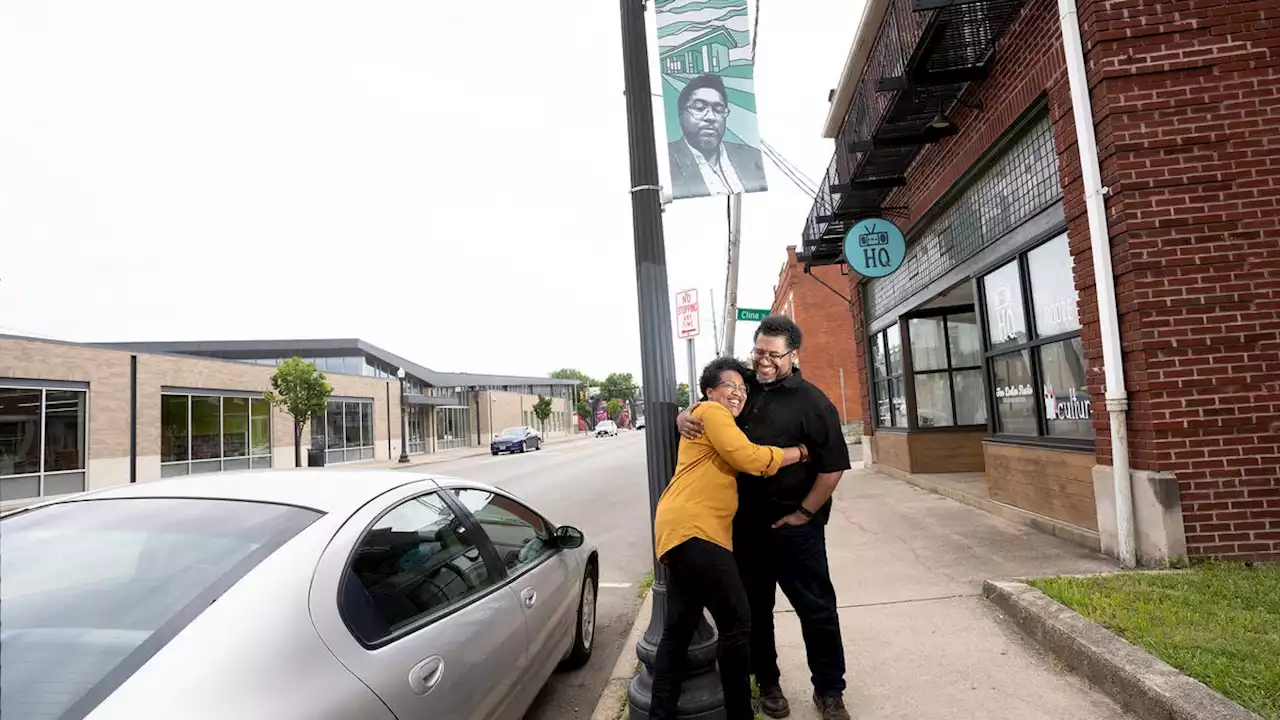 Amid gentrification, banners in South Side embrace the area’s ‘old-school spirit’