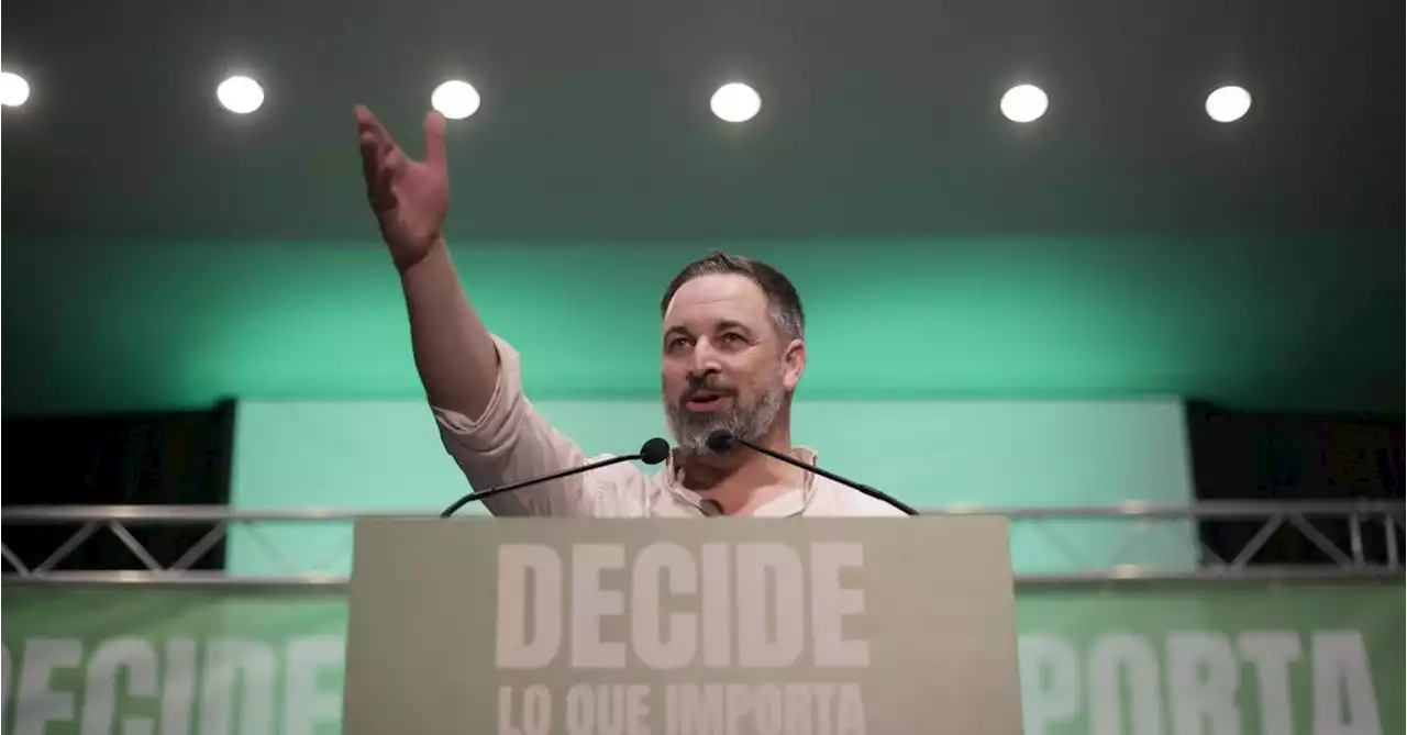 Abascal dice que no va a celebrar el día del Orgullo LGTBI porque es heterosexual