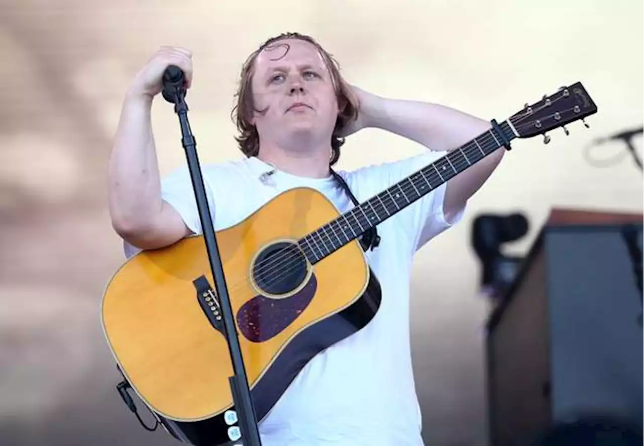 “Estoy aprendiendo a adaptarme al impacto de mi Tourette”, Lewis Capaldi