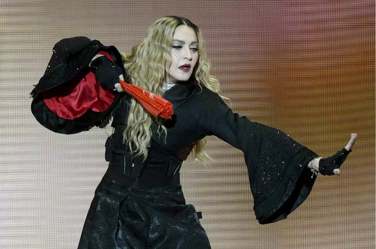 Madonna fue ingresada a UCI por una grave infección y aplazó su gira mundial