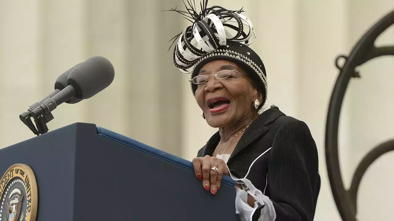 Christine King Farris, civil rights activist and sister of Martin Luther King Jr., dies at 95