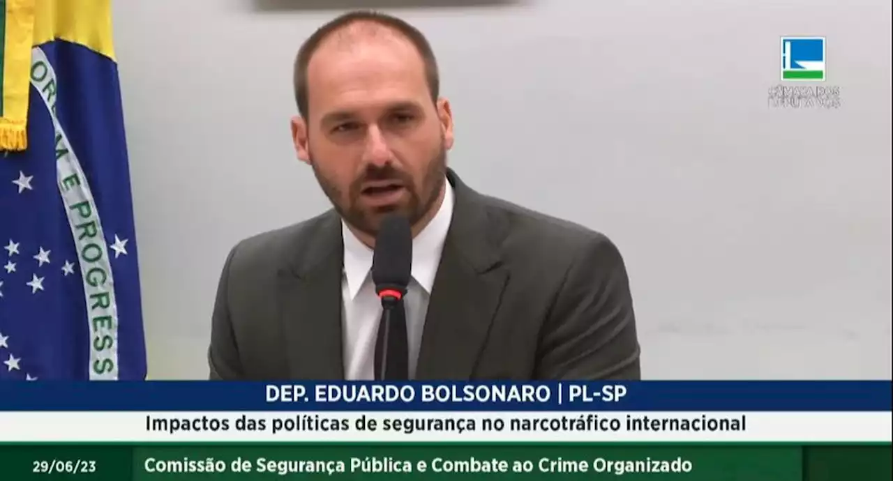 Durante julgamento do pai, Eduardo Bolsonaro fala em domínio do Judiciário em audiência na Câmara