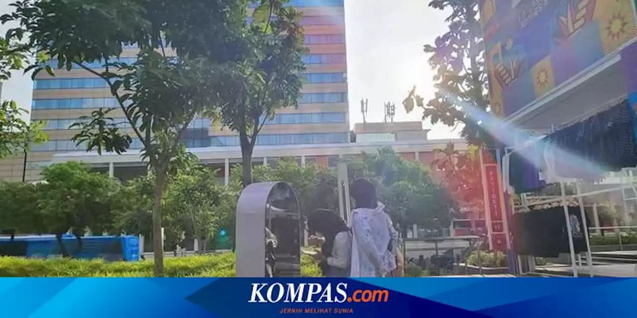 Coba Mesin Foto Otomatis di Depan Sarinah, Bayar Rp 5.000 Saja