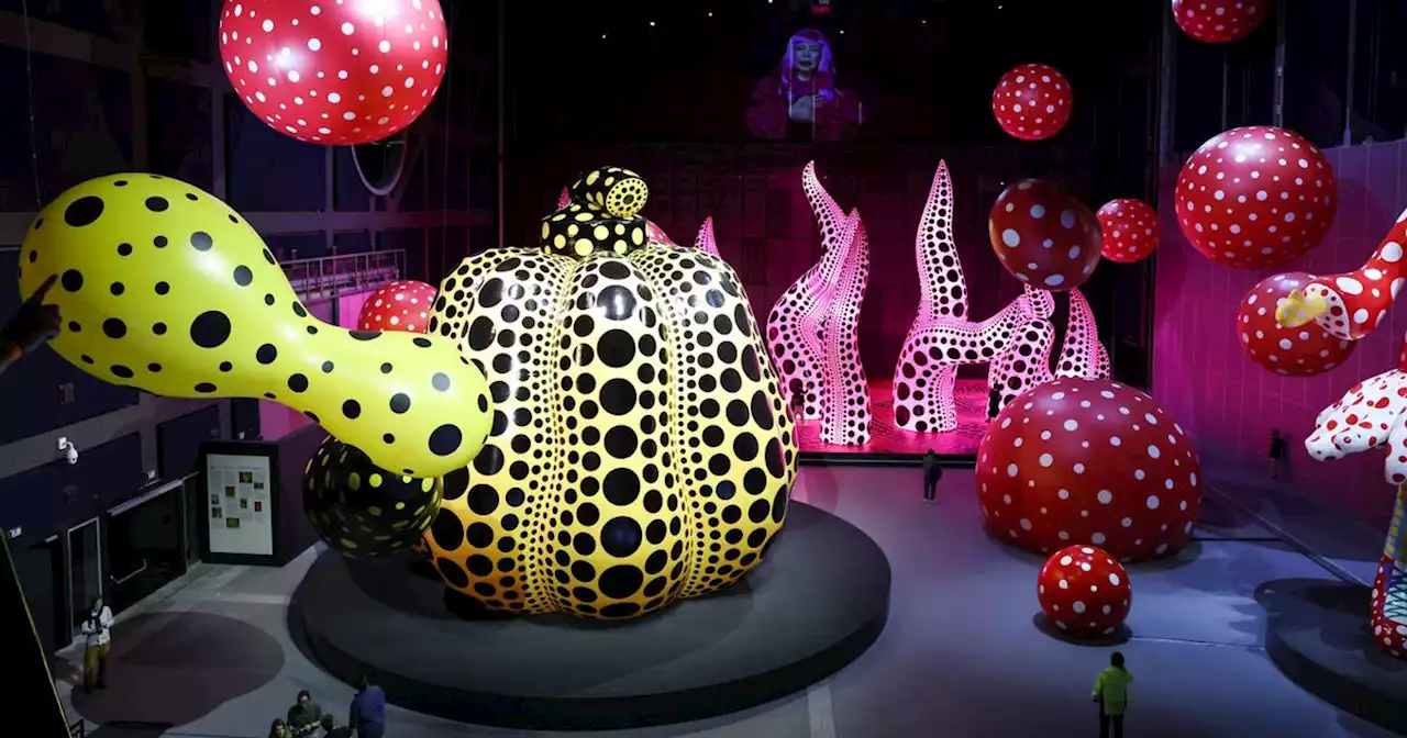 Take a look around the huge inflatable dolls and balloon sculptures at MIF 2023