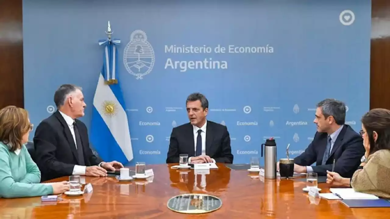 Sergio Massa analizó un programa de “alivio impositivo” junto a Carlos Castagneto y Guillermo Michel