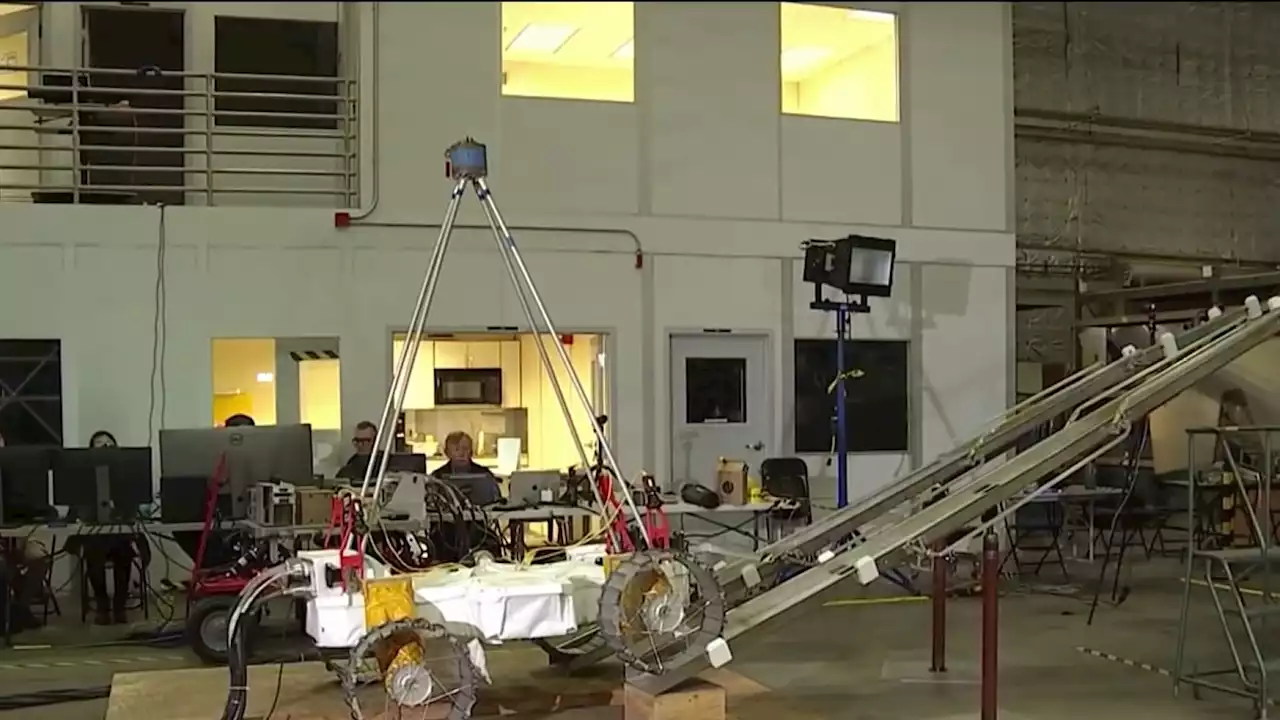 New lunar rover unveiled at NASA Ames