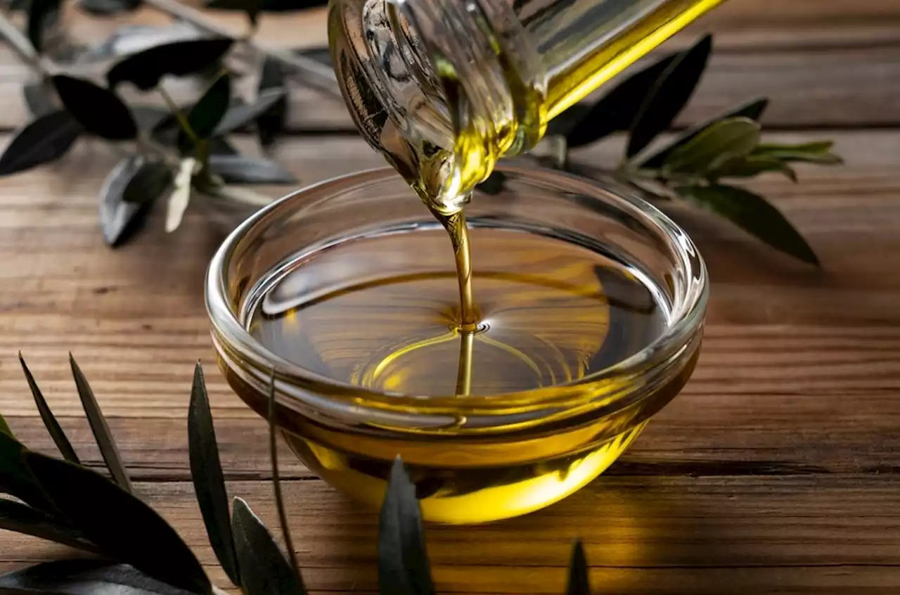 The protective effects of extra virgin olive oil on disease risk factors