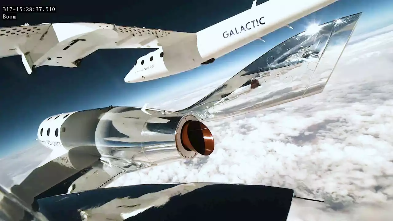 Virgin Galactic faz primeiro voo comercial ao espaço