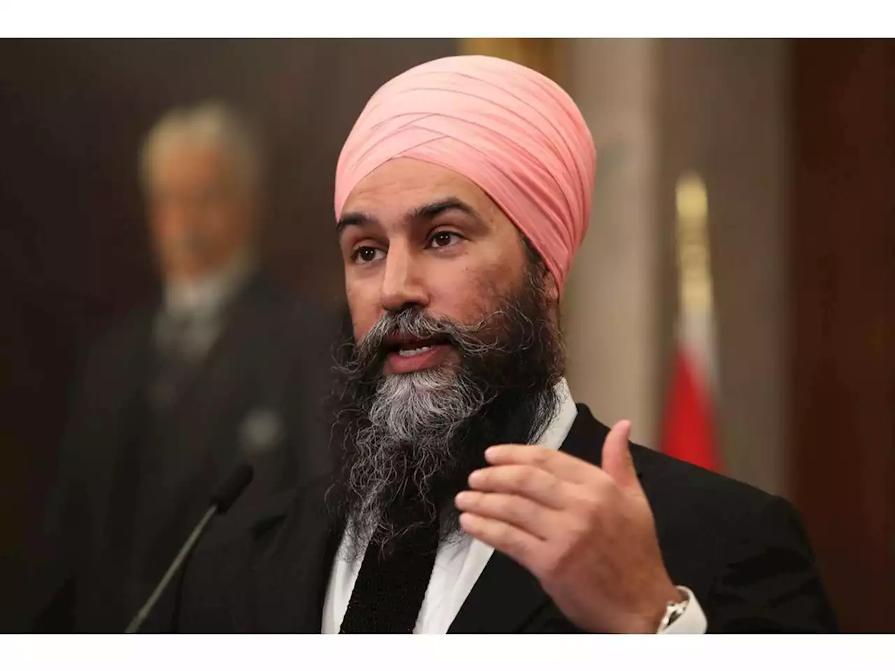 Tax on excess profits could ease inflation in Canada, Singh says