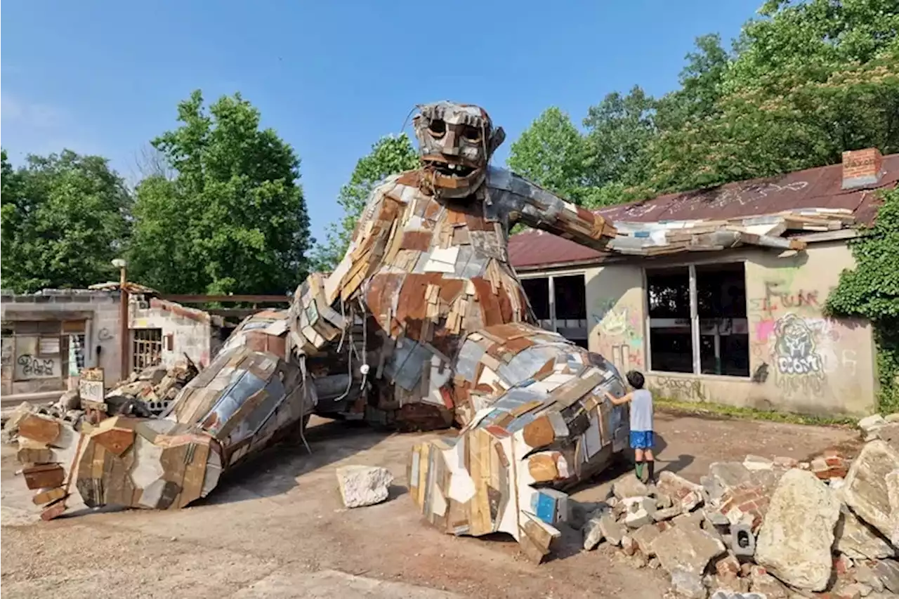 There’s now a giant troll made of trash in South Jersey