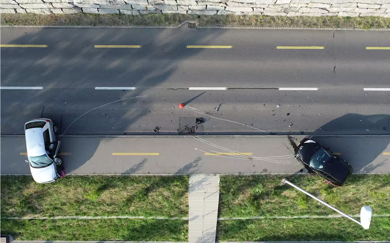 Büron LU: Kollision zwischen zwei Autos – vier Personen verletzt