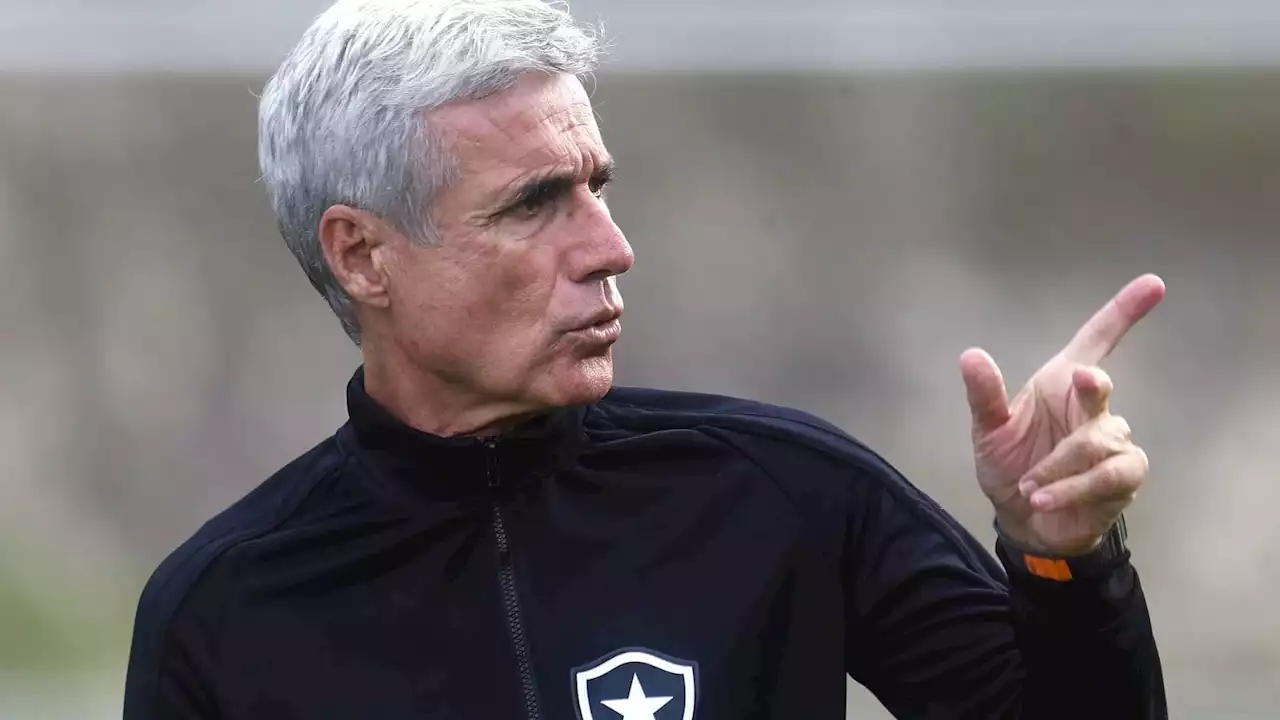 Luís Castro indica saída do Botafogo para o Al-Nassr, clube de Cristiano Ronaldo