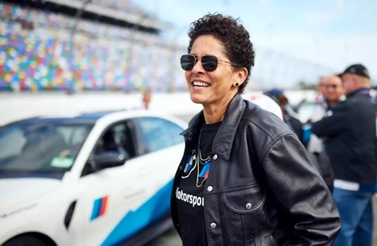 Die international renommierte Künstlerin Julie Mehretu wird das 20. BMW Art Car gestalten: Start des BMW M Hybrid V8 Art Car beim 24-Stunden-Rennen von Le Mans 2024