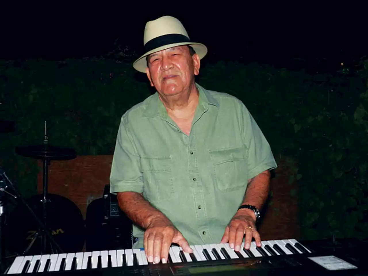 Arturo 'Sauce' Gonzalez, a key player in San Antonio's West Side Sound, has died