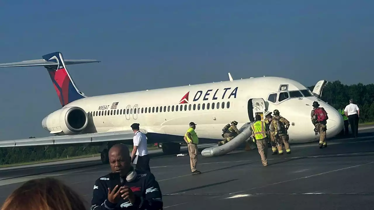 Delta flight declares emergency as nose landing gear fails on approach to Charlotte airport