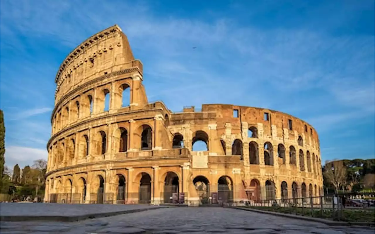 Scrissero il loro nome sulle mura del Colosseo: identificati turisti