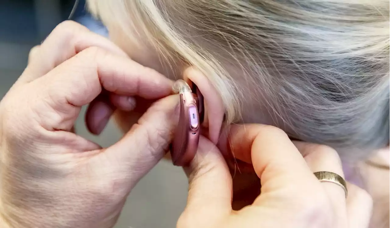 How to support children who reject glasses, hearing aid and braces