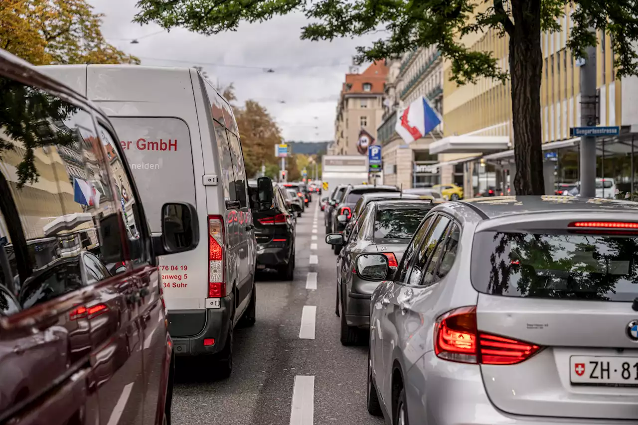 Zürcher Verkehrsversuch – Spurabbau an Bellerivestrasse – Stadt rekurriert gegen das «Nein» der Kantonspolizei