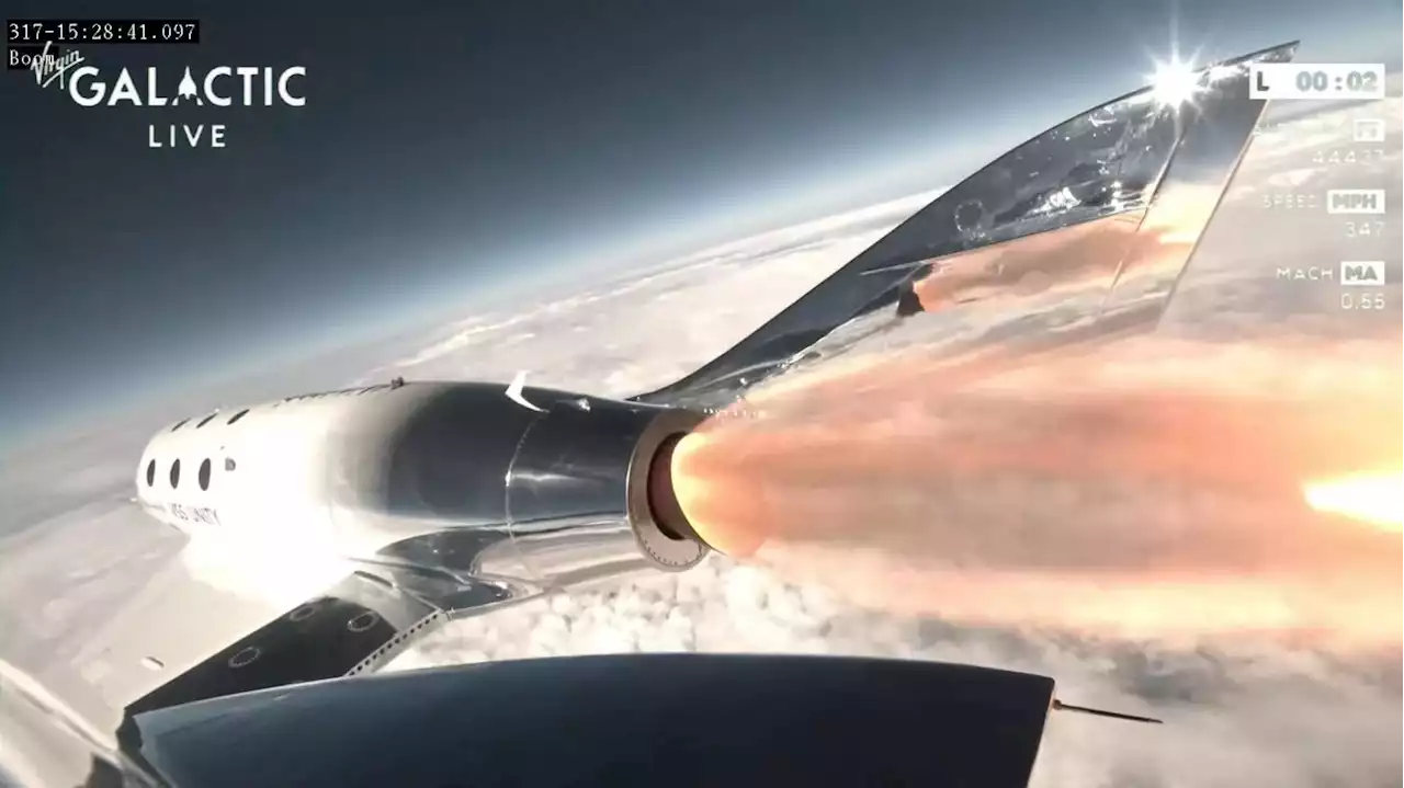 Weltraumtourismus: Virgin Galactic bringt erstmals zahlende Passagiere ins Weltall