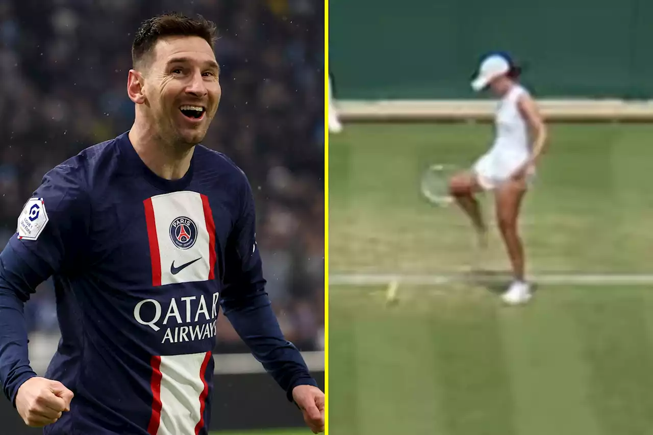 World number one Swiatek showed football skills that Messi would be proud of at Wimbledon