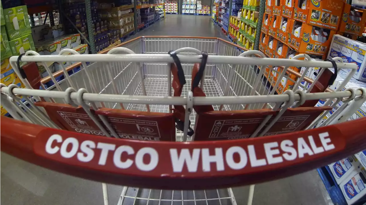 Costco Cracks Down on Membership-Card Sharing With New ID Check Rule