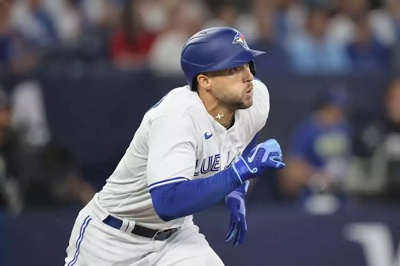 Blue Jays come out swinging with five-run first inning in win over Giants