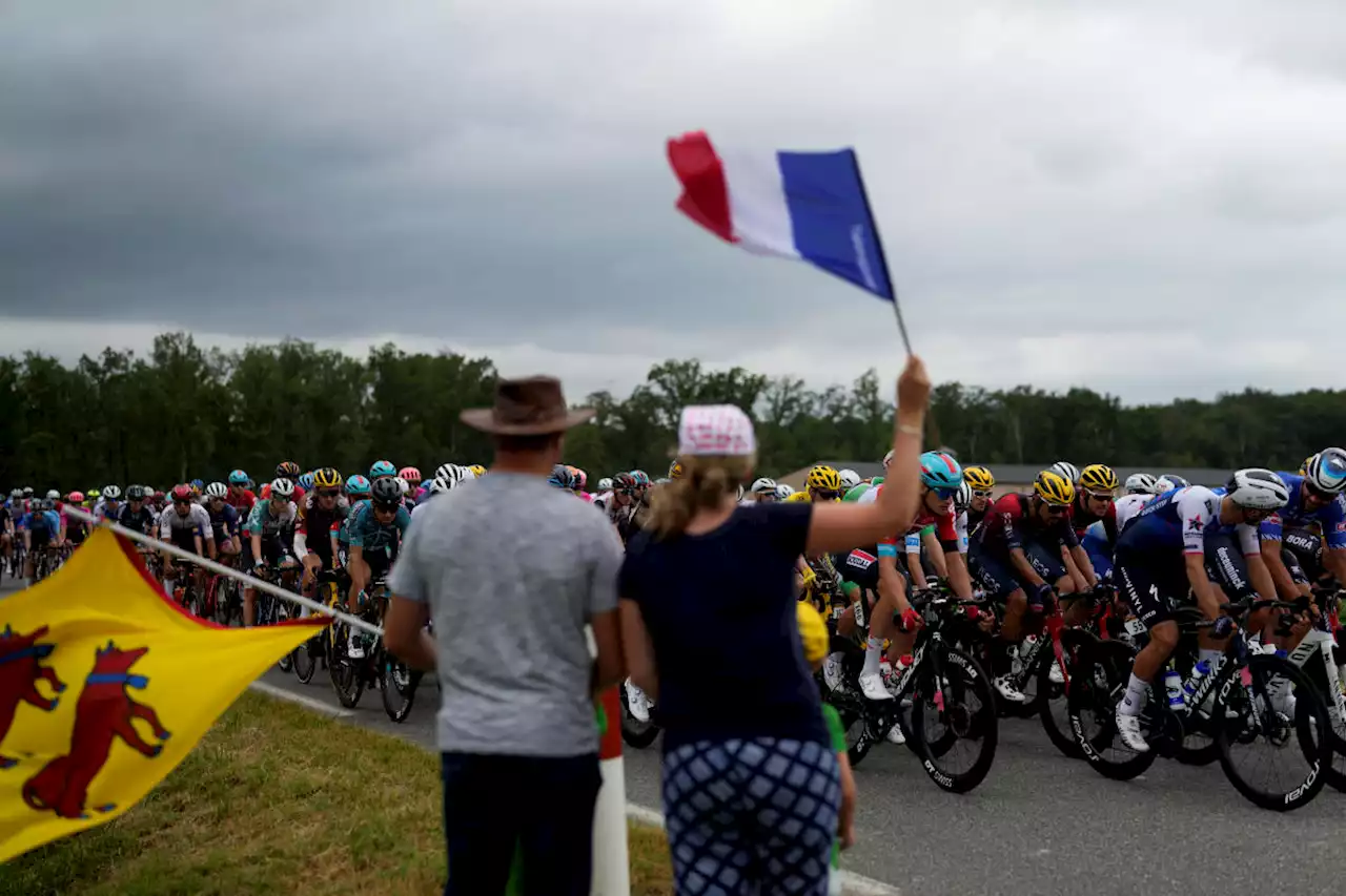 Tour de France riders won't face automatic exclusion in case of COVID-19 positive test