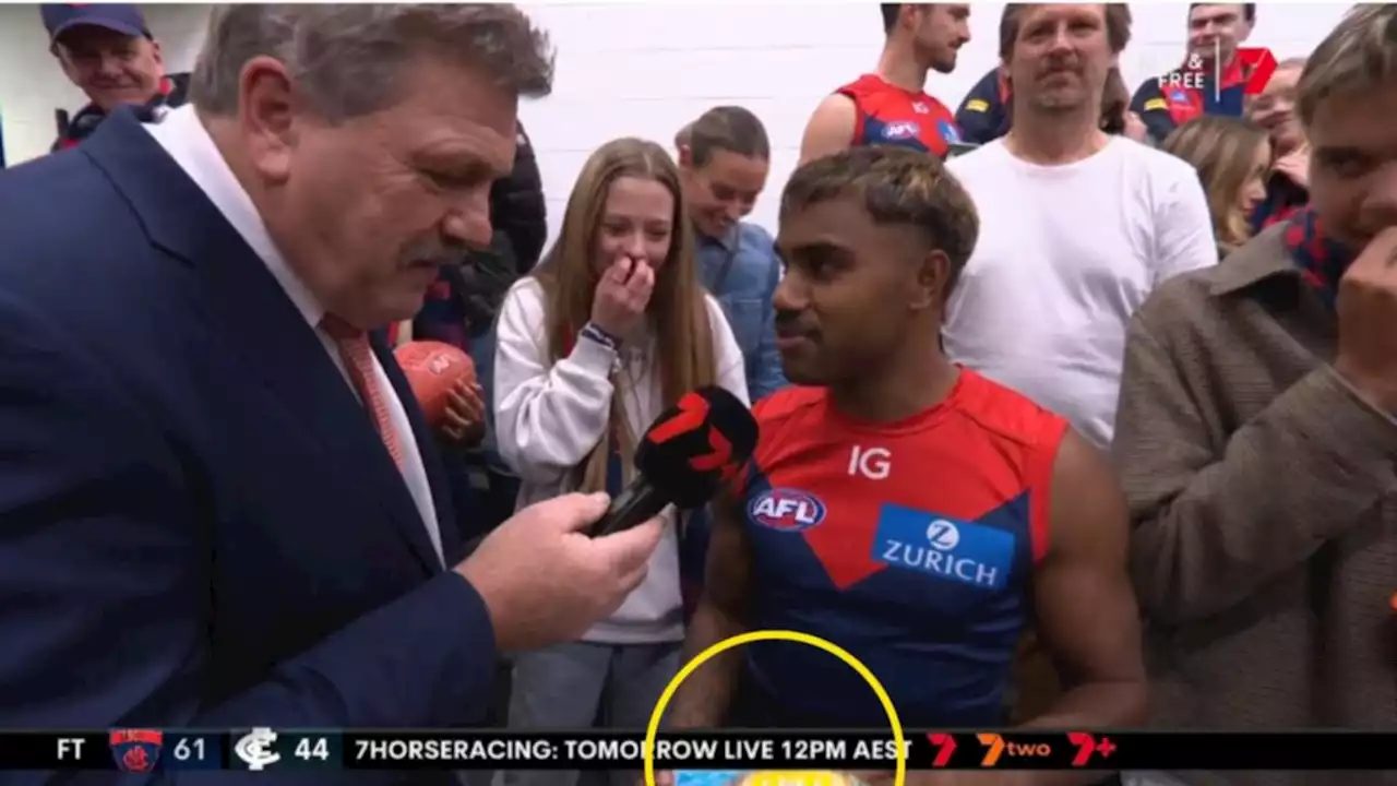 Melbourne fan’s fortuitous discovery after heartwarming act: ‘I didn’t realise’