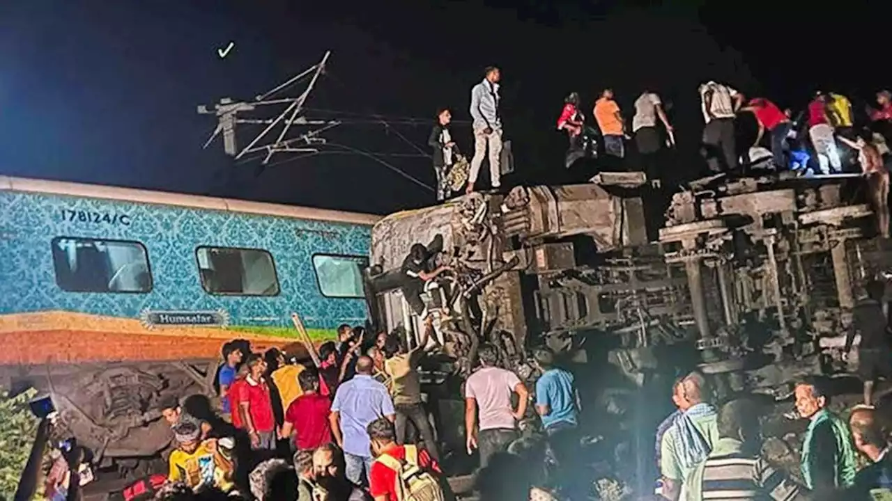 Indian passenger train collision kills at least 207 people, leaves 900 injured