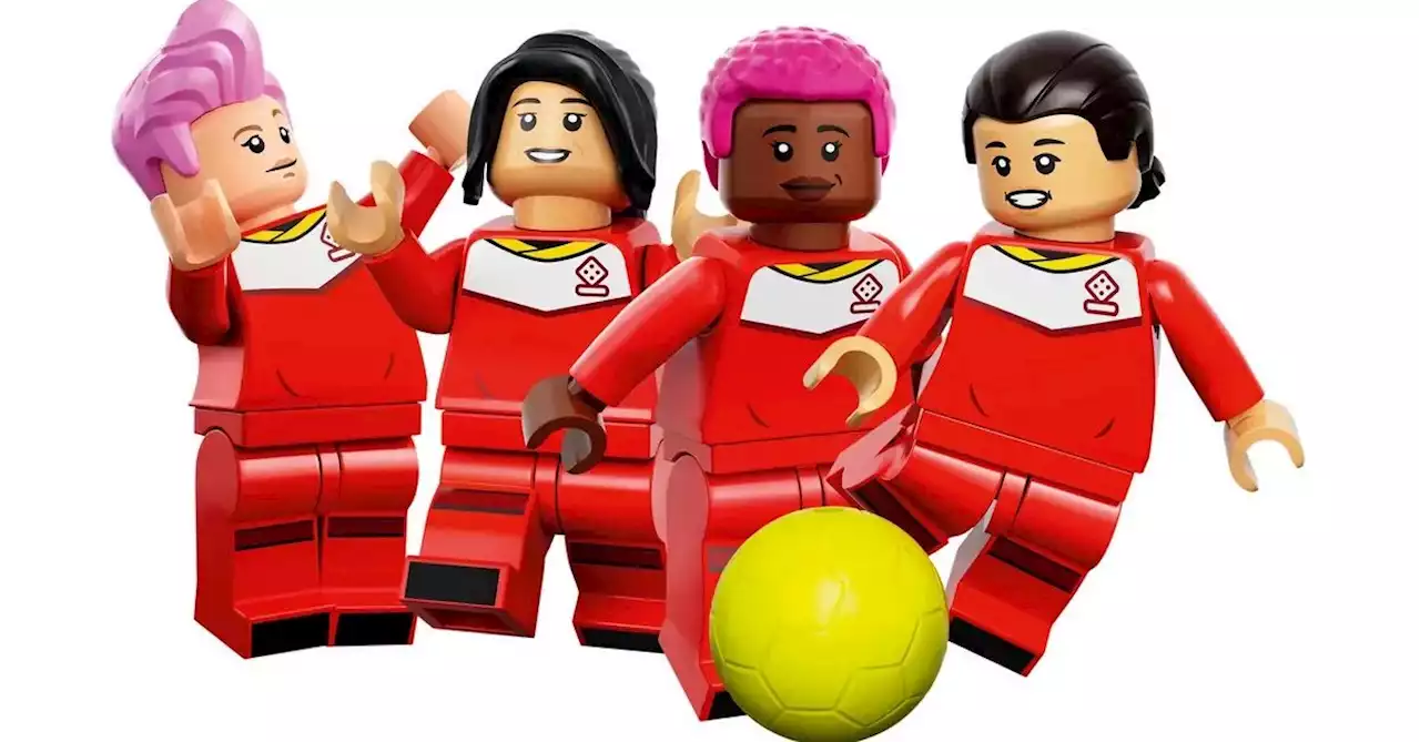 The Ladies of Soccer Arrive with LEGO's New Icons of Play Set