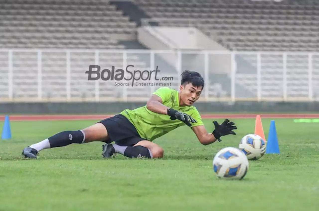 Ernando Ari Punya Motivasi Ganda Jika Dipercaya Kawal Gawang Timnas Indonesia Saat Lawan Palestina di GBT - Bolasport.com